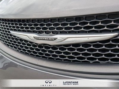 2023 Chrysler Voyager LX