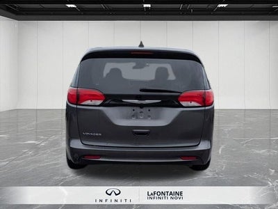 2023 Chrysler Voyager LX