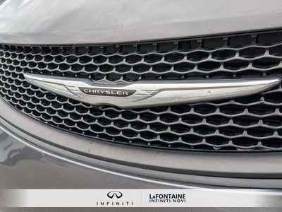 2023 Chrysler Voyager LX