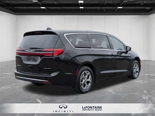 2024 Chrysler Pacifica Limited