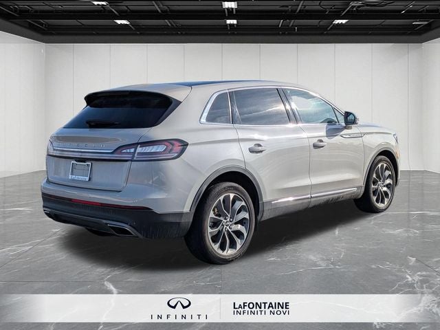 2022 Lincoln Nautilus Reserve