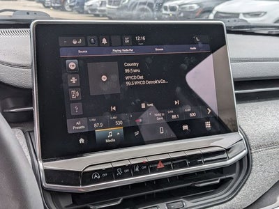 2023 Jeep Compass Latitude Lux