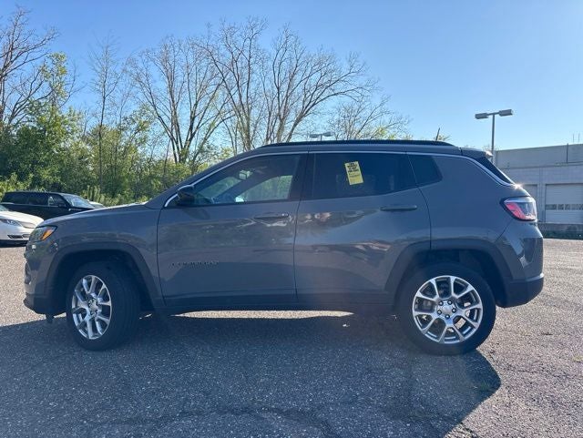 2023 Jeep Compass Latitude Lux