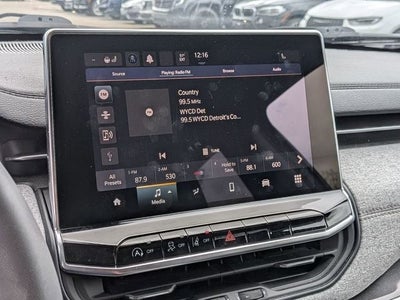 2023 Jeep Compass Latitude Lux