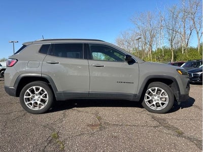 2023 Jeep Compass Latitude Lux