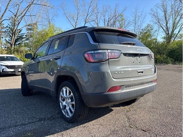 2023 Jeep Compass Latitude Lux