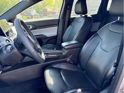 2023 Jeep Compass Latitude Lux