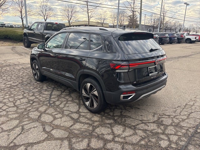 2025 Volkswagen Taos 1.5T SE