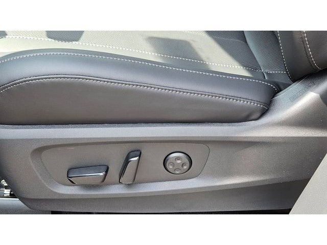 2027 INFINITI QX60 PURE