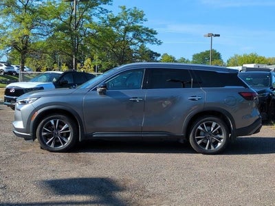 2023 INFINITI QX60 LUXE