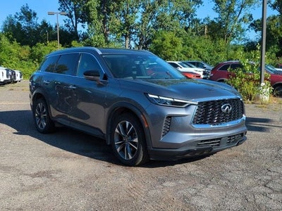2023 INFINITI QX60 LUXE