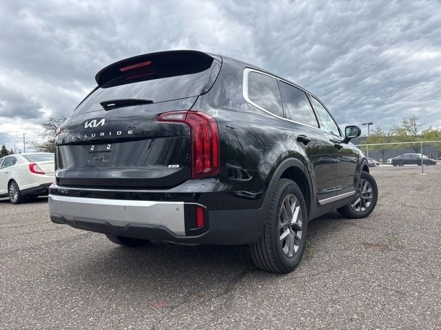 2023 Kia Telluride LX