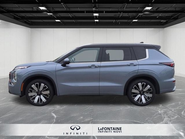 2025 Mitsubishi Outlander SEL