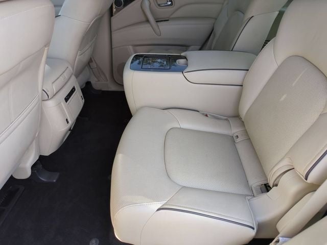 2022 INFINITI QX80 LUXE