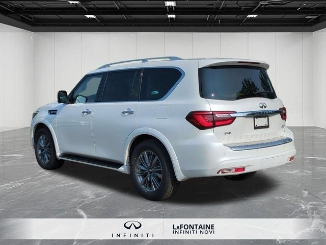 2022 INFINITI QX80 LUXE