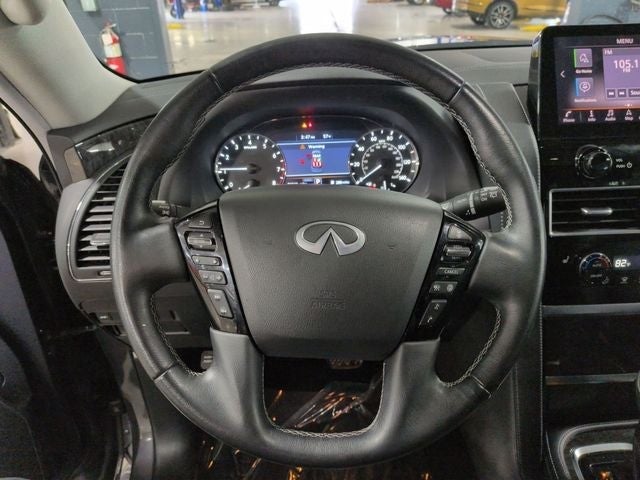 2024 INFINITI QX80 LUXE