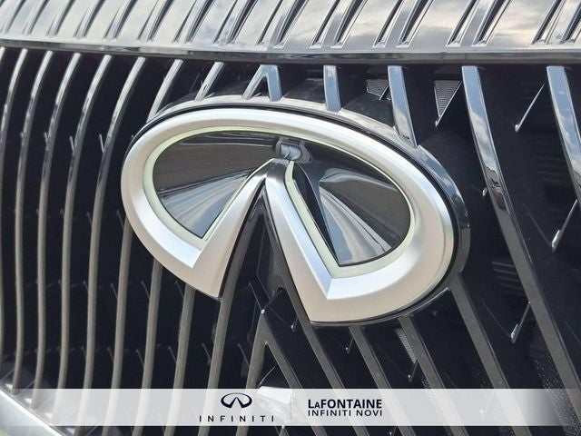 2027 INFINITI QX80 PURE