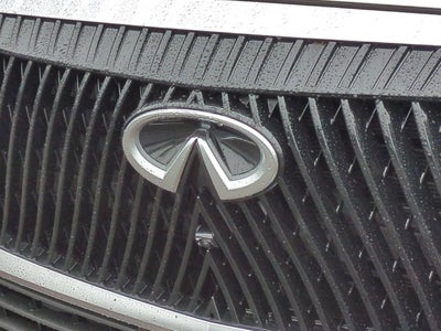2027 INFINITI QX80 LUXE