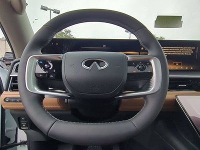 2027 INFINITI QX80 LUXE