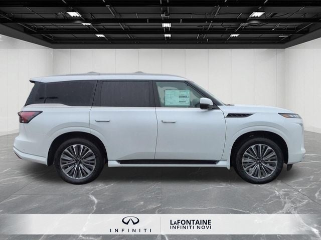 2027 INFINITI QX80 LUXE