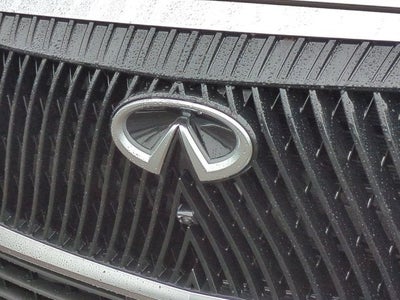 2027 INFINITI QX80 LUXE