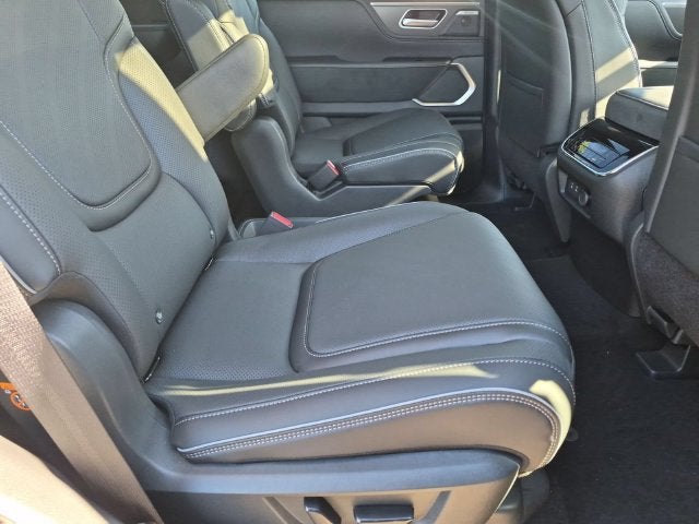 2027 INFINITI QX80 LUXE