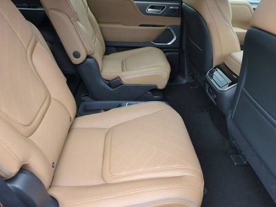 2027 INFINITI QX80 LUXE