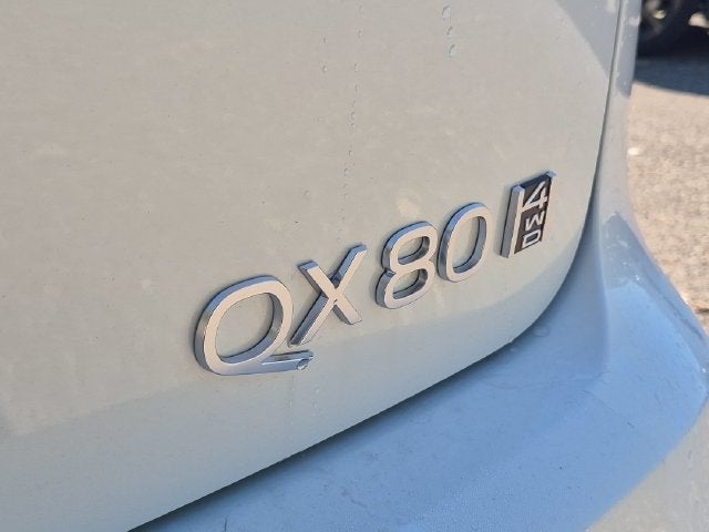 2027 INFINITI QX80 LUXE