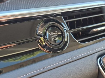 2027 INFINITI QX80 LUXE