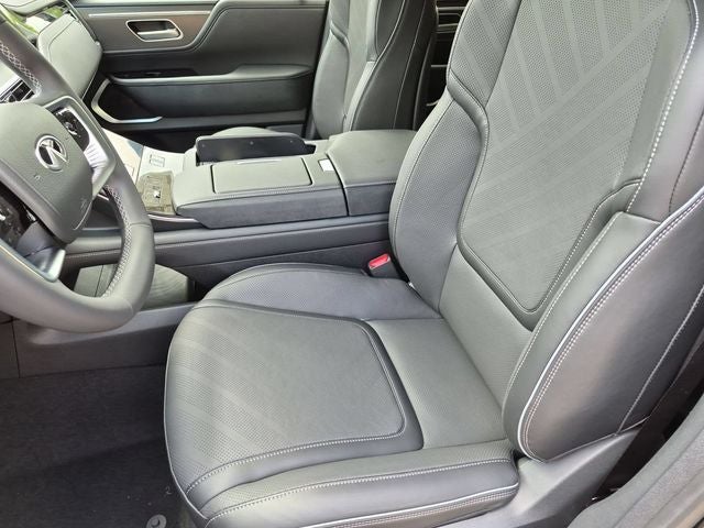 2027 INFINITI QX80 LUXE