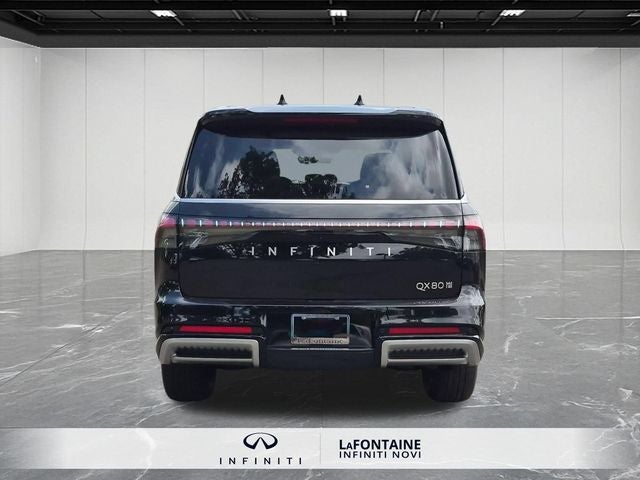 2027 INFINITI QX80 LUXE