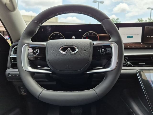 2027 INFINITI QX80 LUXE