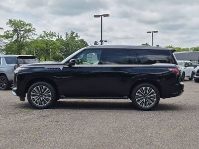 2027 INFINITI QX80 LUXE