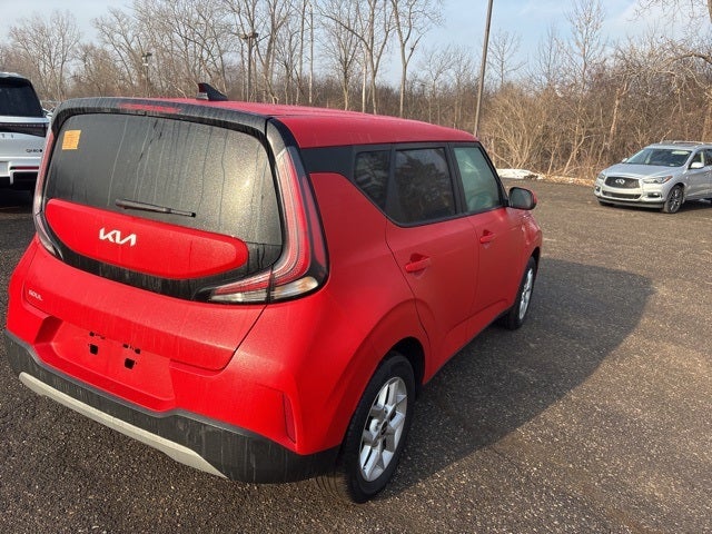 2023 Kia Soul LX