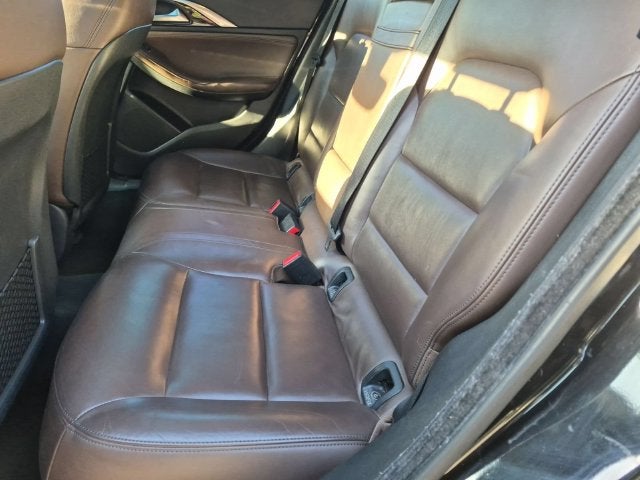 2017 INFINITI QX30 Premium