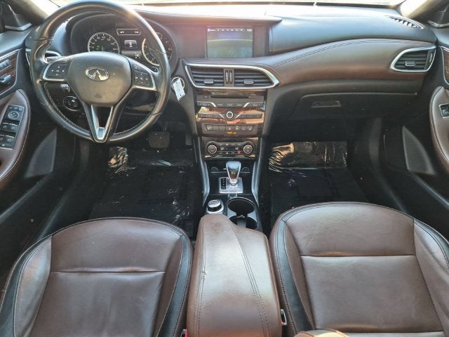 2017 INFINITI QX30 Premium