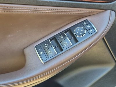 2017 INFINITI QX30 Premium