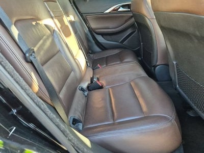 2017 INFINITI QX30 Premium