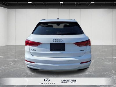 2023 Audi Q3 Premium quattro