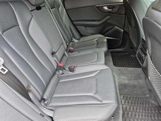 2022 Audi Q8 55 Premium Plus quattro
