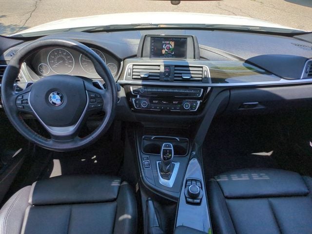 2018 BMW 3 Series 330i xDrive