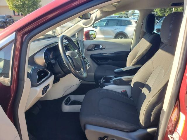 2021 Chrysler Pacifica Touring