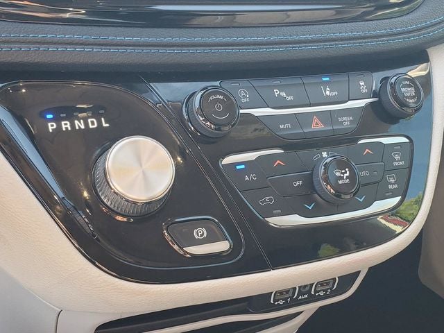 2021 Chrysler Pacifica Touring