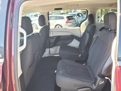 2021 Chrysler Pacifica Touring