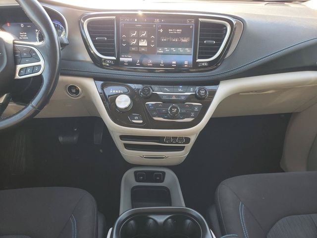 2021 Chrysler Pacifica Touring