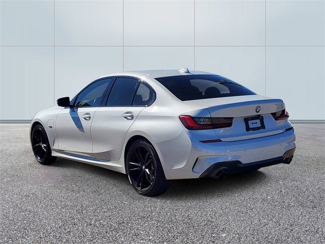 2022 BMW 3 Series 330e iPerformance