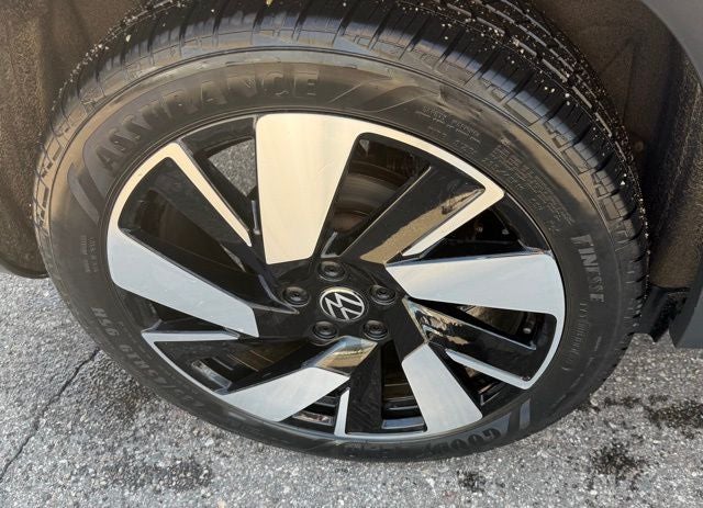 2024 Volkswagen Taos 1.5T SEL