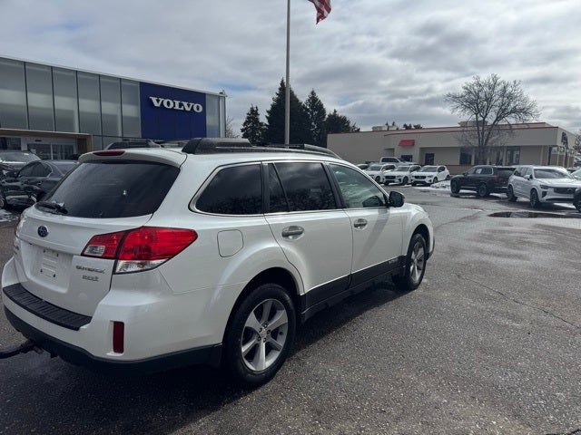 2013 Subaru Outback 2.5i Limited