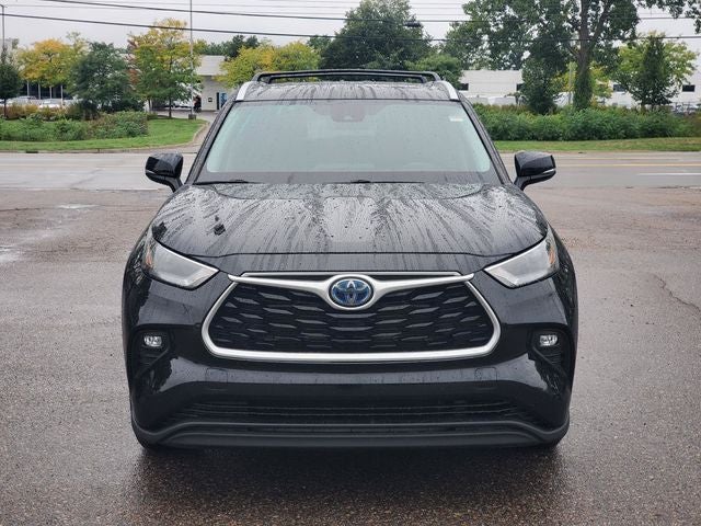 2022 Toyota Highlander Hybrid XLE