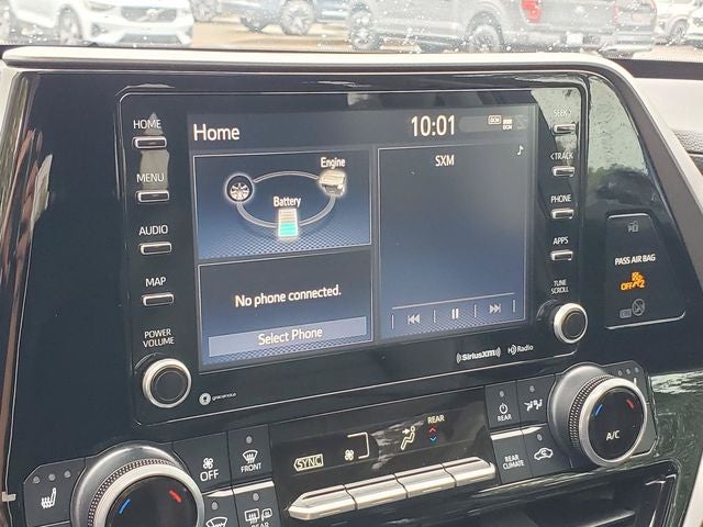 2022 Toyota Highlander Hybrid XLE